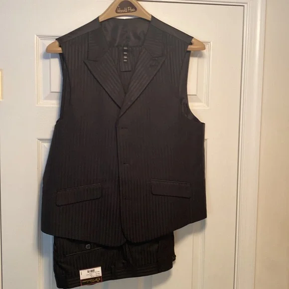 Brand New Vitaliano Mens 3 piece suit…jacket, vest & pants - Picture 2 of 7